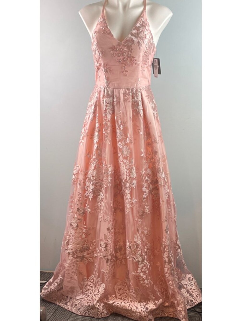 NWT by & by Elegant Blush Pink Lace Halter Dress Size 7